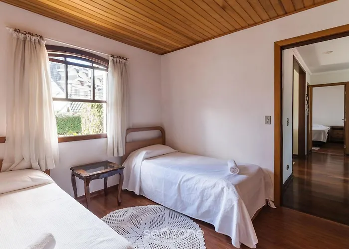 Casa Espacosa C/Lareira Em Campos Do Jordao Ras175