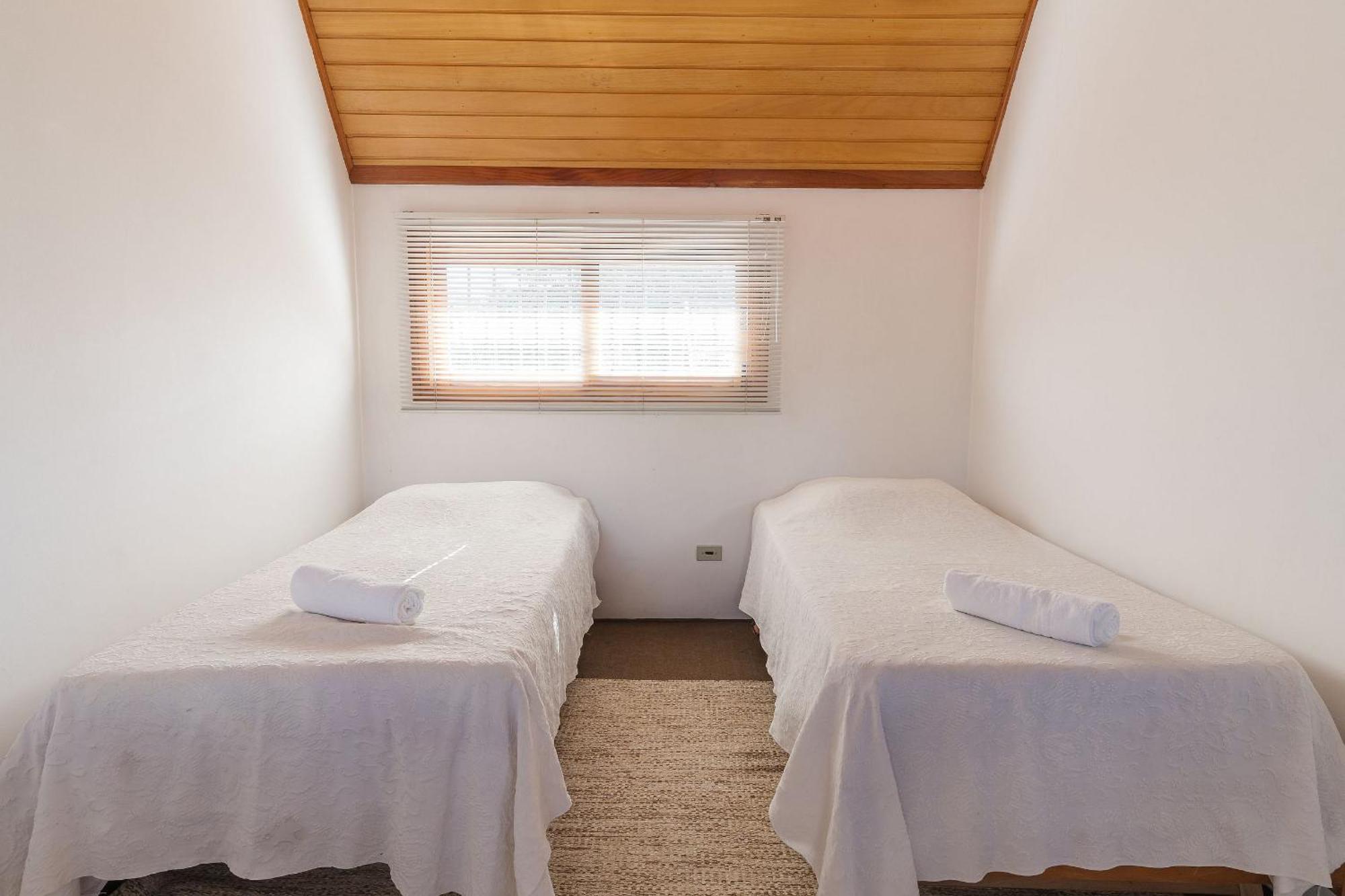 Casa Espacosa C/lareira Em Ras175 Holiday home Campos do Jordao