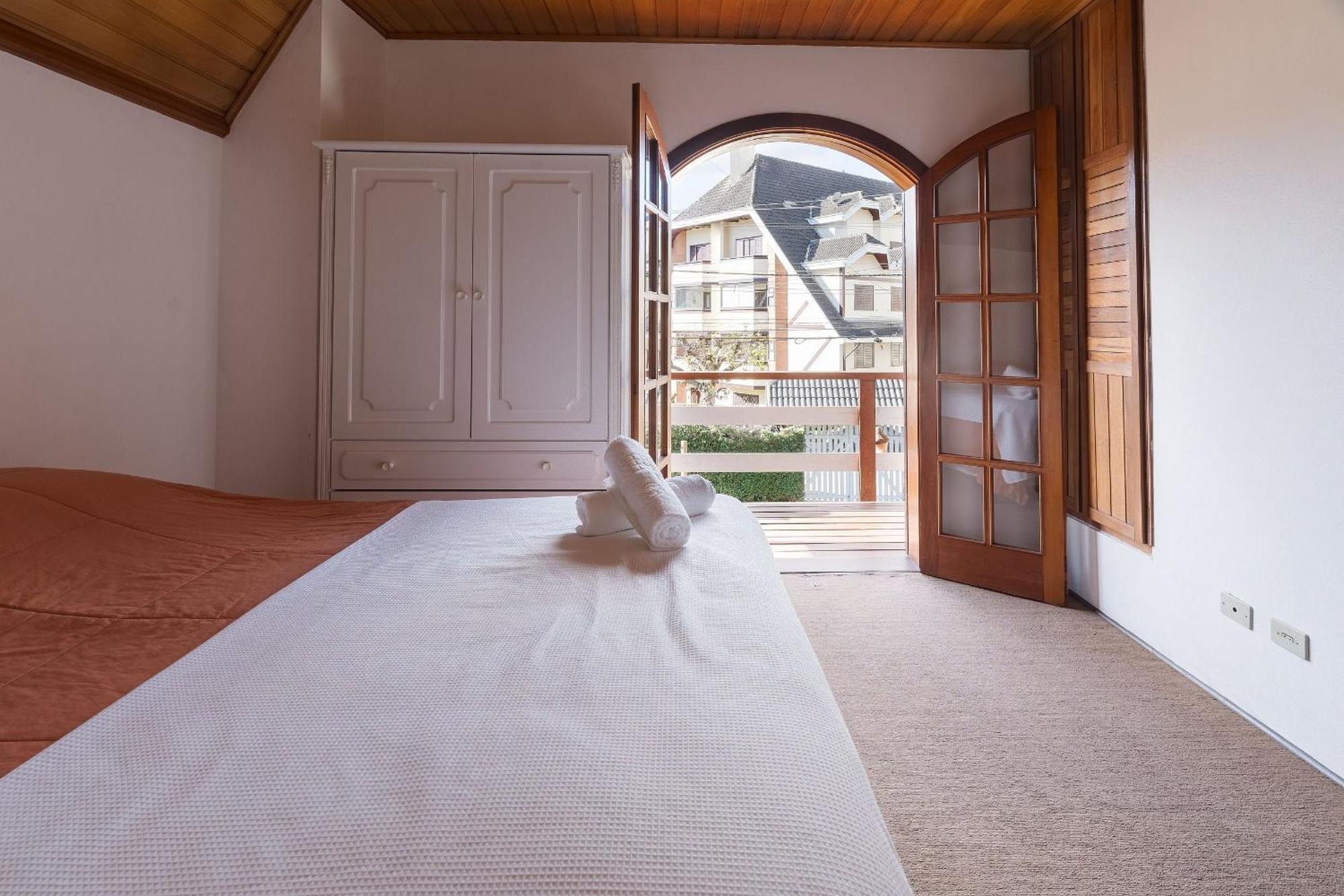 Casa Espacosa C/lareira Em Ras175 Holiday home