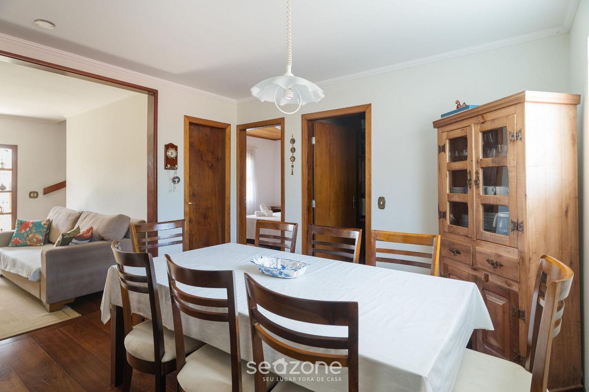 Casa Espacosa C/lareira Em Ras175 * Campos do Jordao